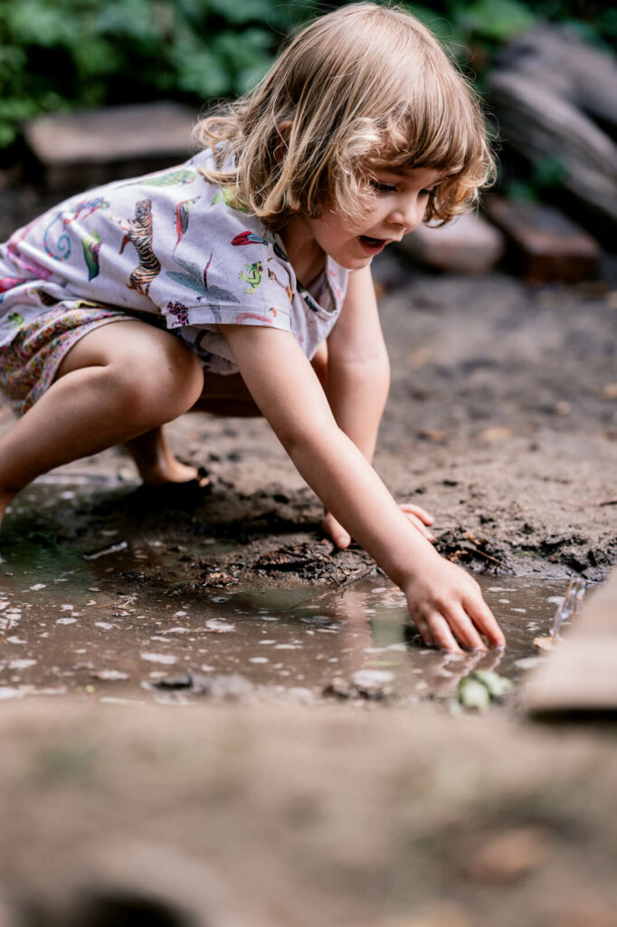 Portraitfoto eines Kindes in der Kindergartenfotografie
